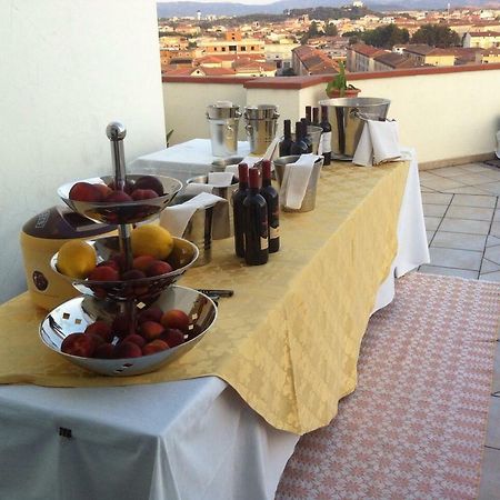 La Casa Di Gioconda Hotel Олбия Екстериор снимка