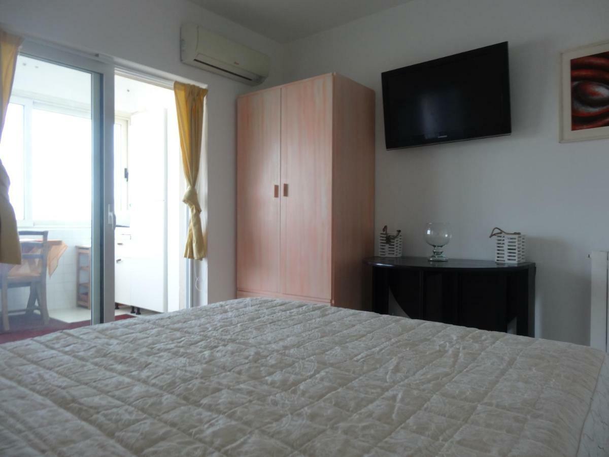 La Casa Di Gioconda Hotel Олбия Екстериор снимка