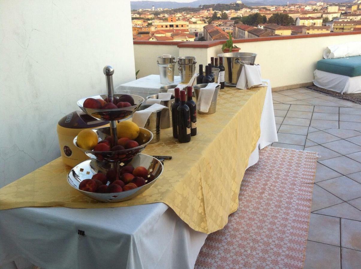 La Casa Di Gioconda Hotel Олбия Екстериор снимка