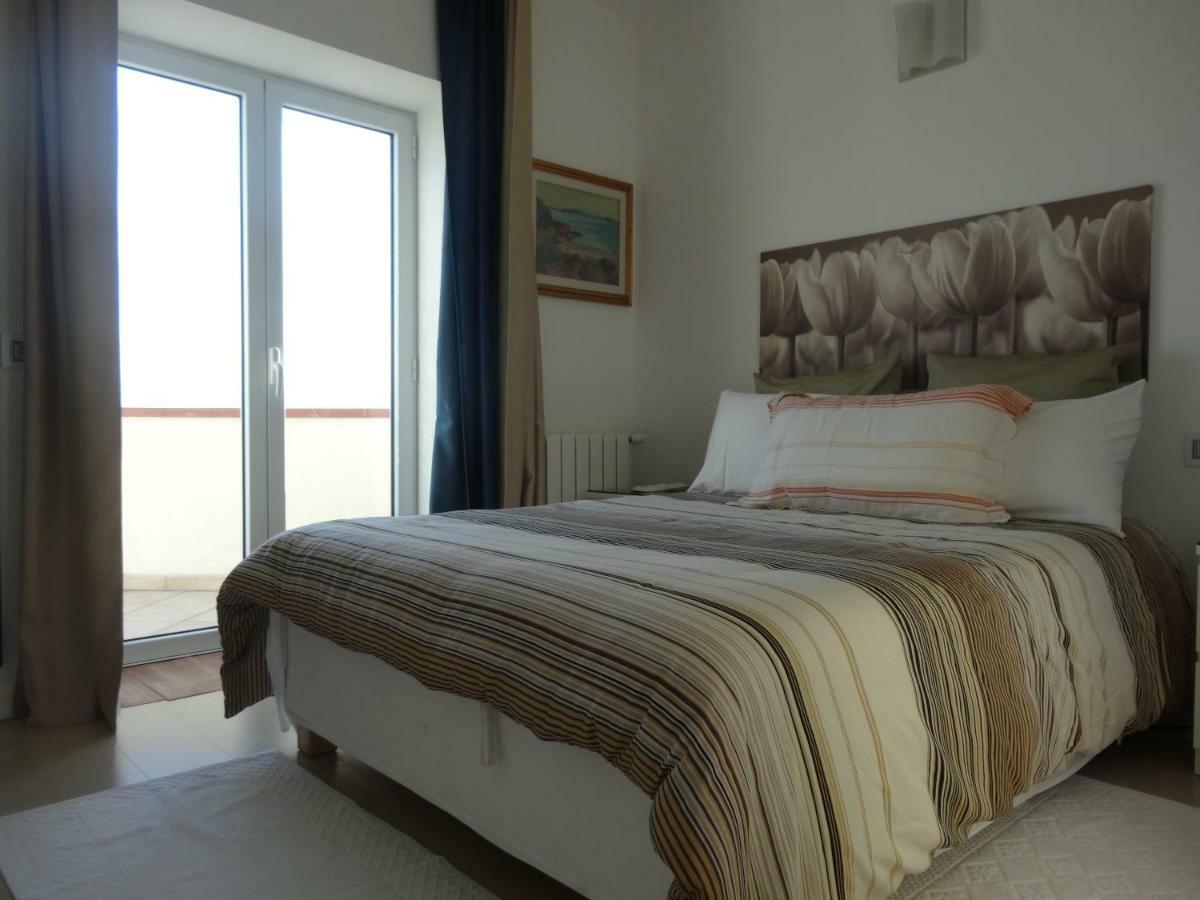 La Casa Di Gioconda Hotel Олбия Екстериор снимка